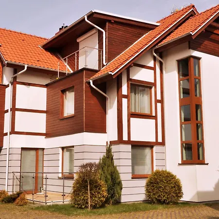 W Kratke Apartman Dębki